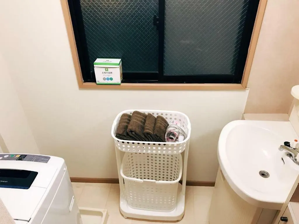 Skytree Guest Room 202 Apartment
